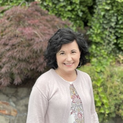 Lori Harestad